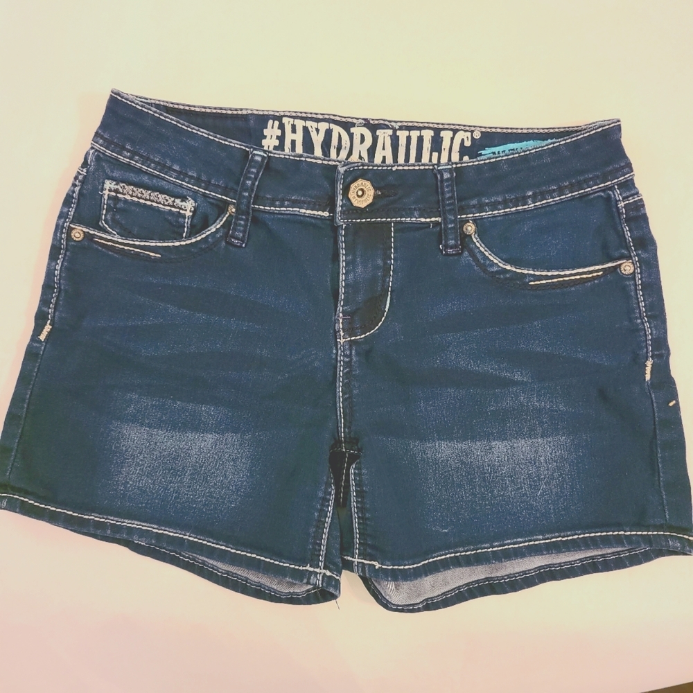 Hydraulic blue jean shorts w embellishment sz9